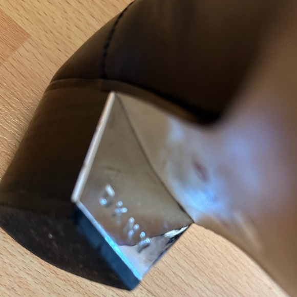 DKNY leather booties almond toe - Picture 9 of 13